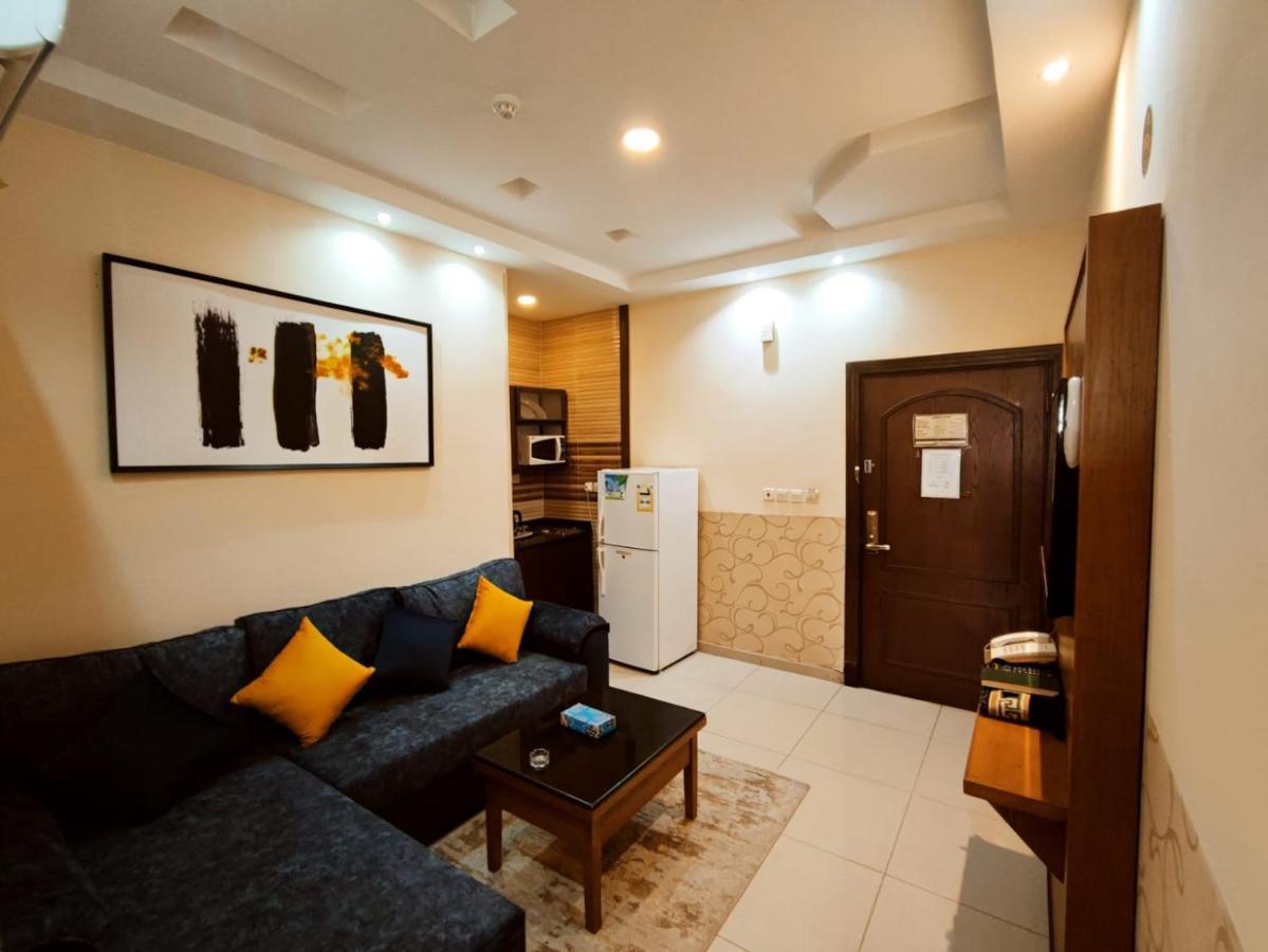 قصر البسمة للشقق المخدومةsmile Serviced Apartments Jeddah Exterior photo